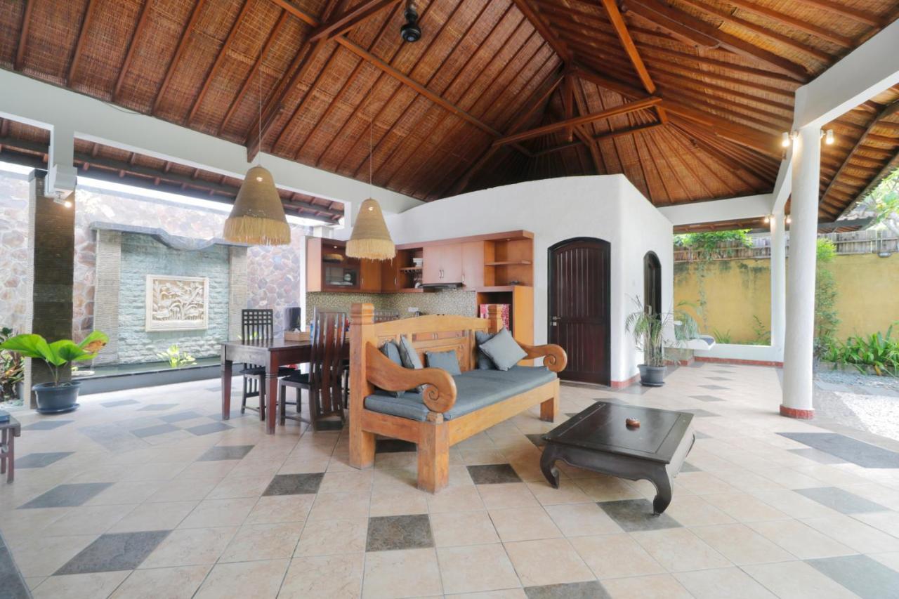 Singgah Villas Seminyak Экстерьер фото