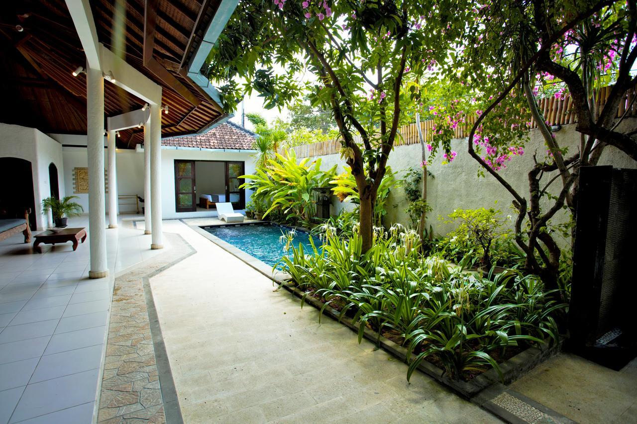 Singgah Villas Seminyak Экстерьер фото