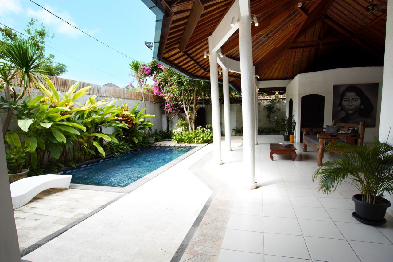 Singgah Villas Seminyak Экстерьер фото